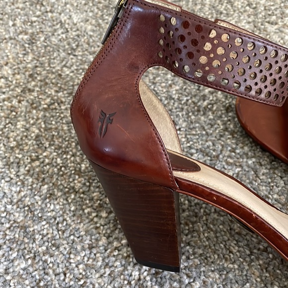 Frye heeled sandals. Skye Perf Ankle - Picture 13 of 14
